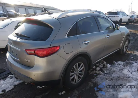 2009 Infiniti Fx35 z USA, uszkodzony, nr VIN JNRAS18W29M151487